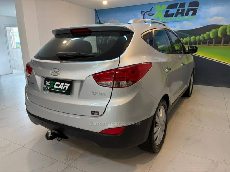 HYUNDAI - IX35 2.0 MPFI GLS 16V FLEX 4P AUTOMÁTICO - 2011/2012 - Prata - R$ 63.900,00