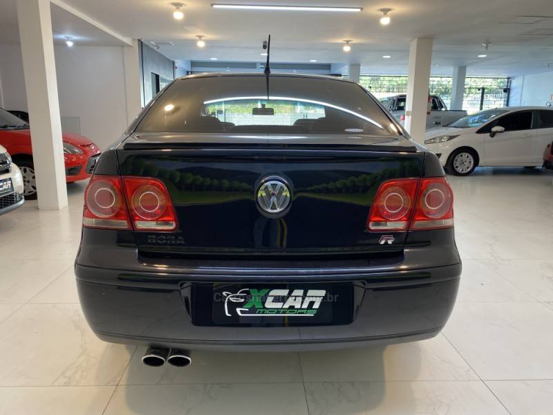 VOLKSWAGEN - BORA 2.0 MI COMFORTLINE 8V 4P AUTOMÁTICO - 2008/2009 - Preta - R$ 39.900,00