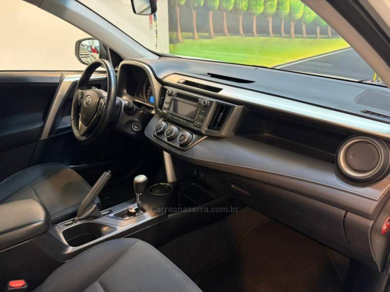 TOYOTA - RAV4 2.0 4X2 16V GASOLINA 4P AUTOMÁTICO - 2014/2014 - Branca - R$ 79.900,00