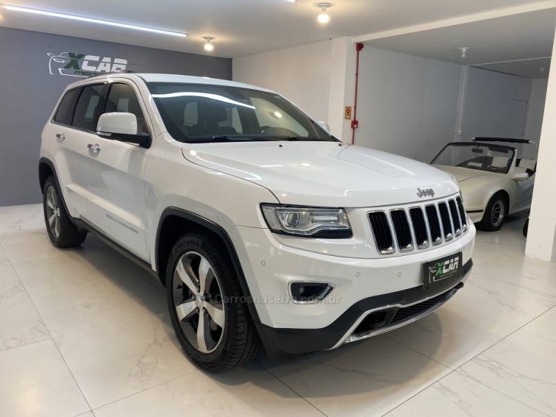 JEEP - GRAND CHEROKEE 3.6 LIMITED 4X4 V6 24V GASOLINA 4P AUTOMATICO - 2014/2015 - Branca - R$ 104.900,00