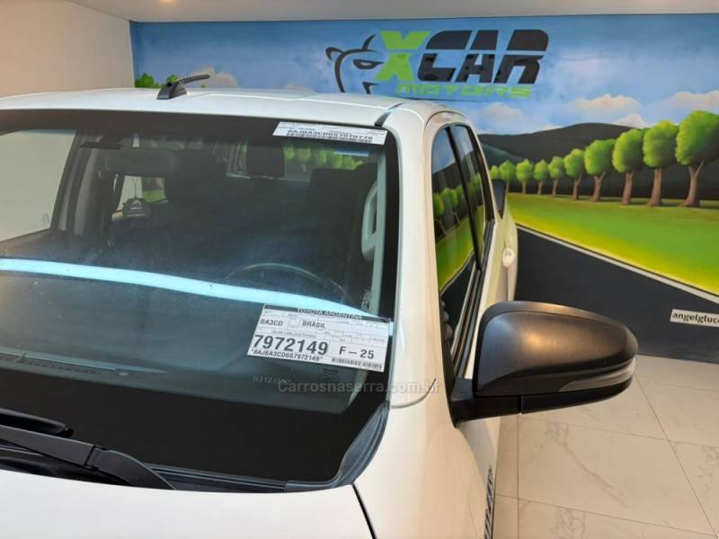 TOYOTA - HILUX 2.8 SR 4X4 CD 16V DIESEL 4P AUTOMÁTICO - 2023/2024 - Branca - R$ 235.900,00