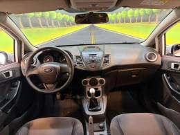 FORD - FIESTA 1.6 SE HATCH 16V FLEX 4P MANUAL - 2016/2017 - Branca - R$ 52.900,00