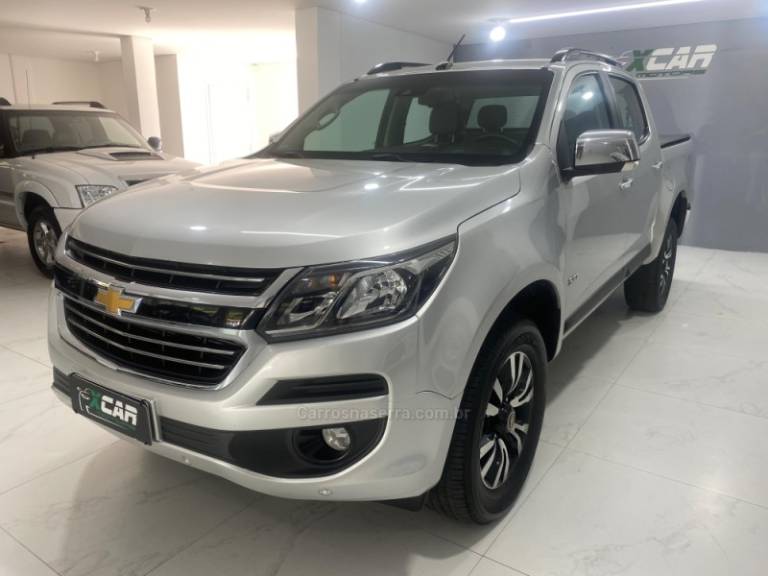CHEVROLET - S10 2.8 LTZ 4X4 CD 16V TURBO DIESEL 4P AUTOMÁTICO - 2018/2019 - Prata - R$ 154.900,00