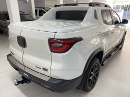 FIAT - TORO 2.0 16V ULTRA 4X4 AT9 DIESEL 4P AUTOMÁTICO - 2022/2023 - Branca - R$ 159.900,00