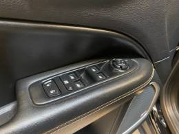JEEP - COMPASS 2.0 16V FLEX LONGITUDE AUTOMÁTICO - 2017/2017 - Preta - R$ 94.900,00