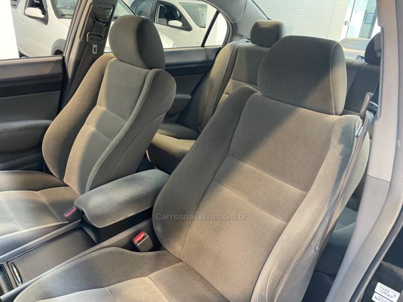 HONDA - CIVIC 1.8 LXS 16V GASOLINA 4P AUTOMÁTICO - 2010/2010 - Preta - R$ 57.900,00